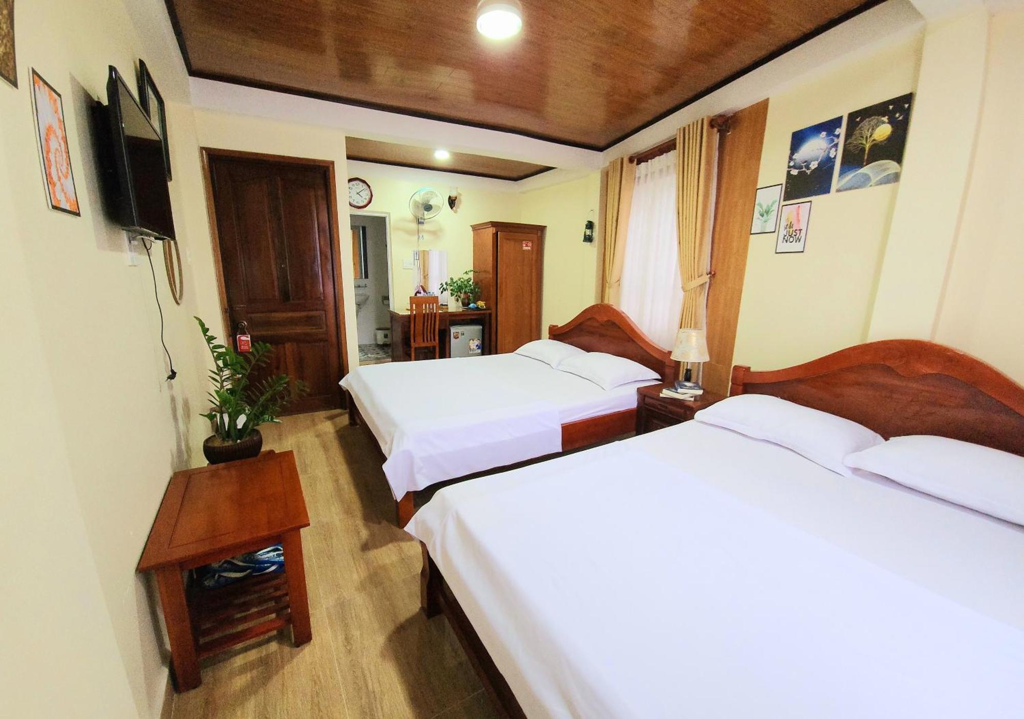 Binh Dao Hotel - Khach San Ngay Trung Tam Gia Re Да Лат Екстериор снимка