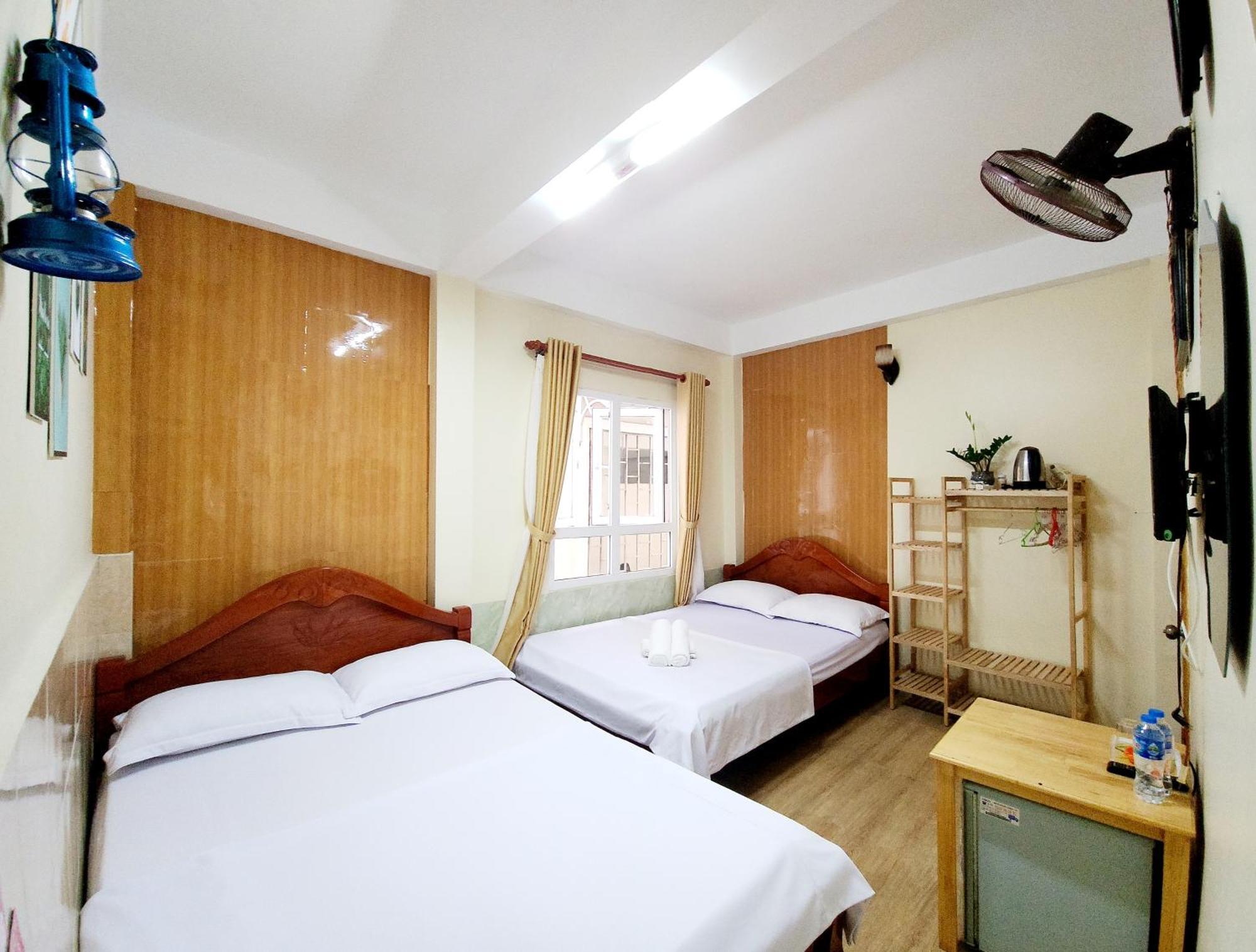 Binh Dao Hotel - Khach San Ngay Trung Tam Gia Re Да Лат Стая снимка