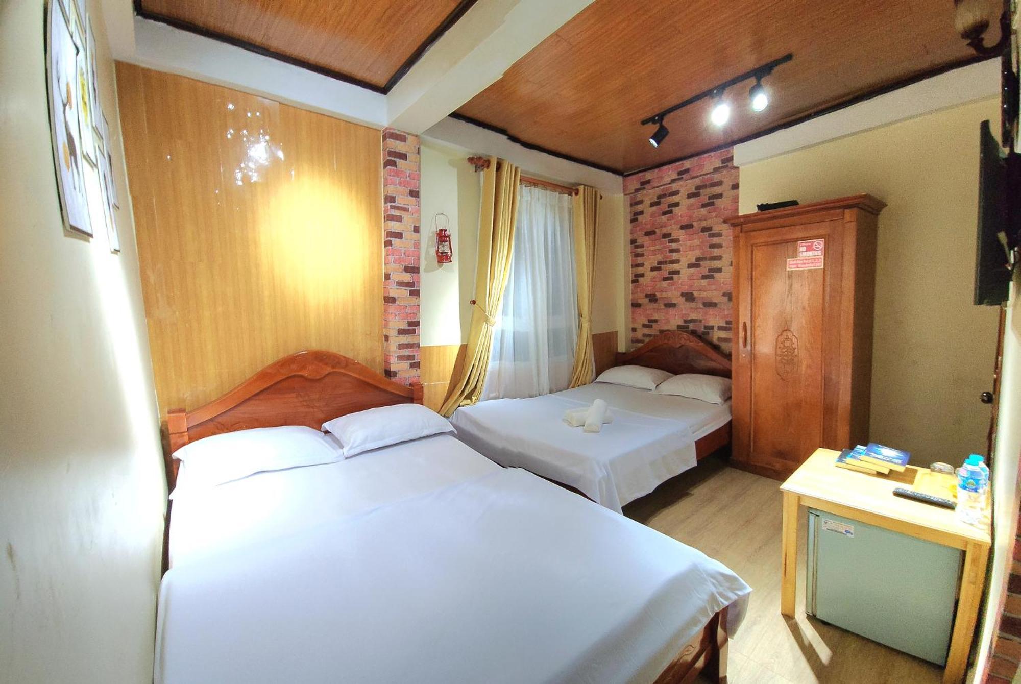 Binh Dao Hotel - Khach San Ngay Trung Tam Gia Re Да Лат Екстериор снимка