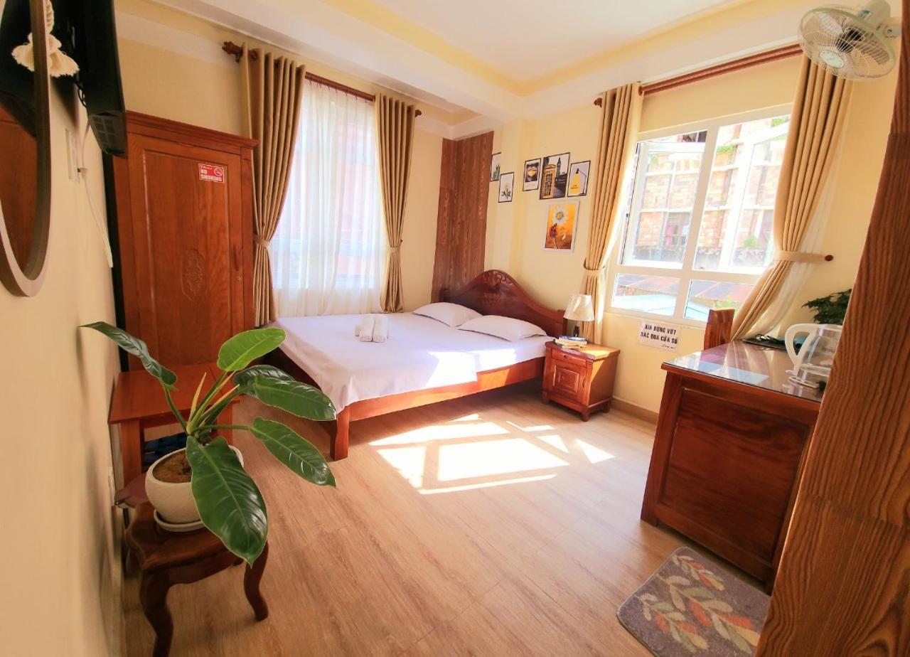 Binh Dao Hotel - Khach San Ngay Trung Tam Gia Re Да Лат Екстериор снимка